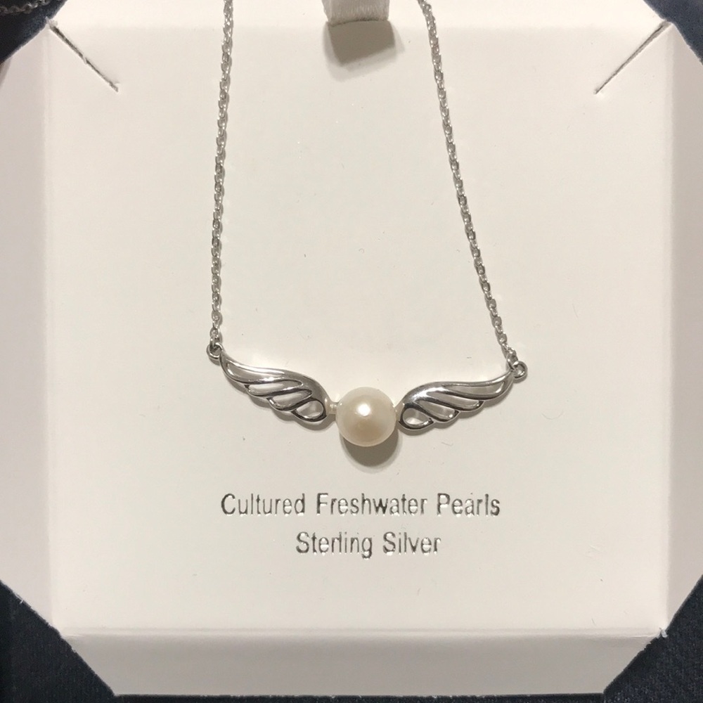 Pearl necklace